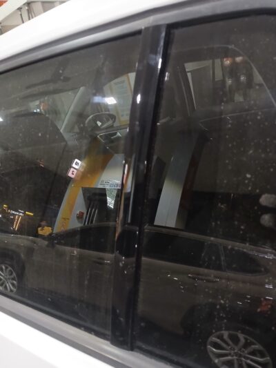 Volkswagen Golf 7 / 7.5 Arka Kelebek Cam Direk Kaplama | Fitil Deformasyonu Çözümü | Piano Black | 2013-2020 - Görsel 5